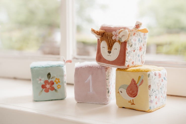 Little-Dutch-4-Miekkie-kostki-aktywizujace-Fairy-Garden-polkabubu-8.jpg