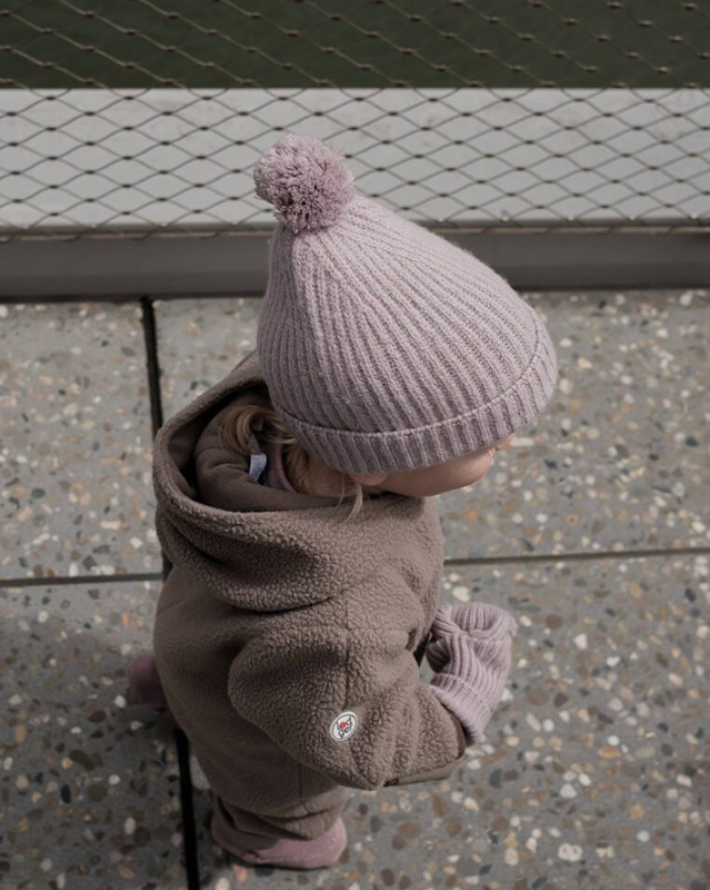 Lodger-Czapeczka-z-welny-merino-100-rozowa-Rose-polkabubu-8.jpg