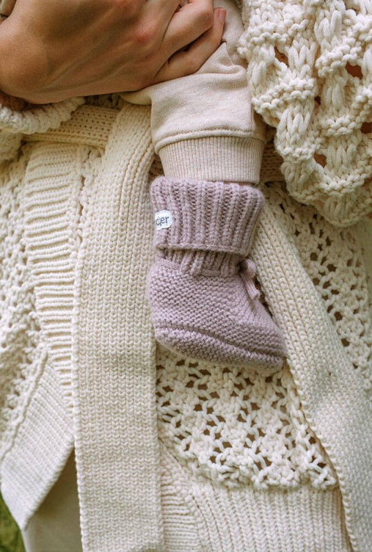 Lodger-Buciki-niechodki-z-welny-merino-100-rozowe-Rose-polkabubu-2.jpg