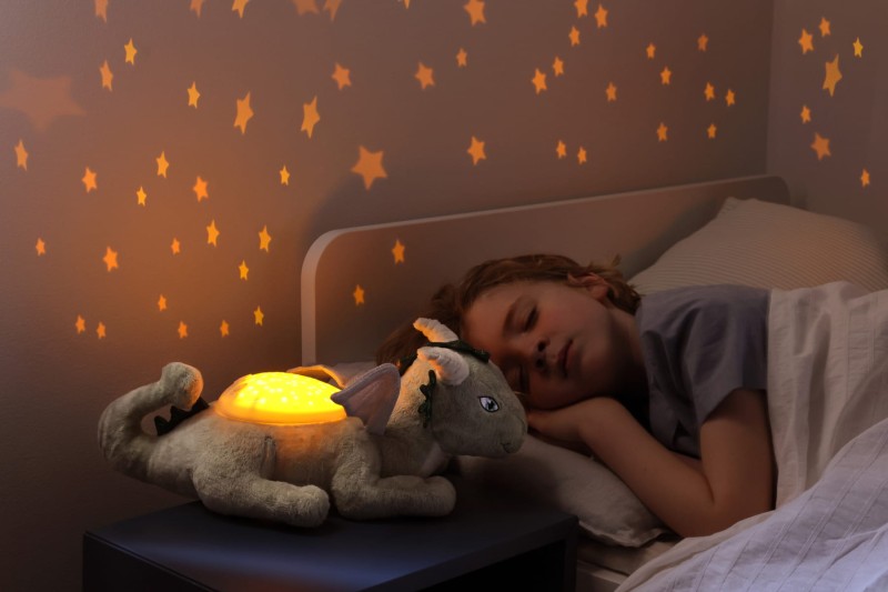 pluszowy-projektor-dla-dzieci-smok-przyjaciel-do-snu-cloud-b-twilight-buddies-polkabubu-10.jpg