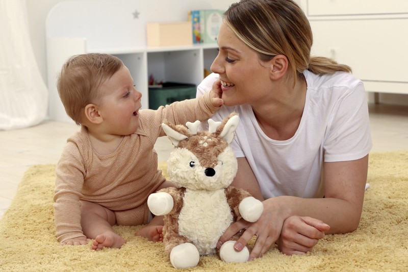 szumiaca-sarenka-z-czujnikiem-ruchu-i-pozytywka-cloud-b-lovelight-buddies-finley-fawn-polkabubu-6.jpg