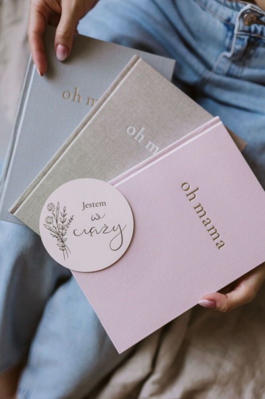 mommy-planner-Pamietnik-ciazy-soft-pink-polkabubu-4.jpg