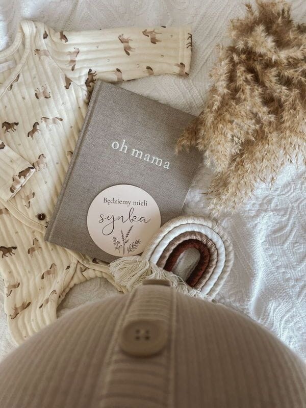 mommy-planner-Pamietnik-ciazy-linen-polkabubu-6.jpg