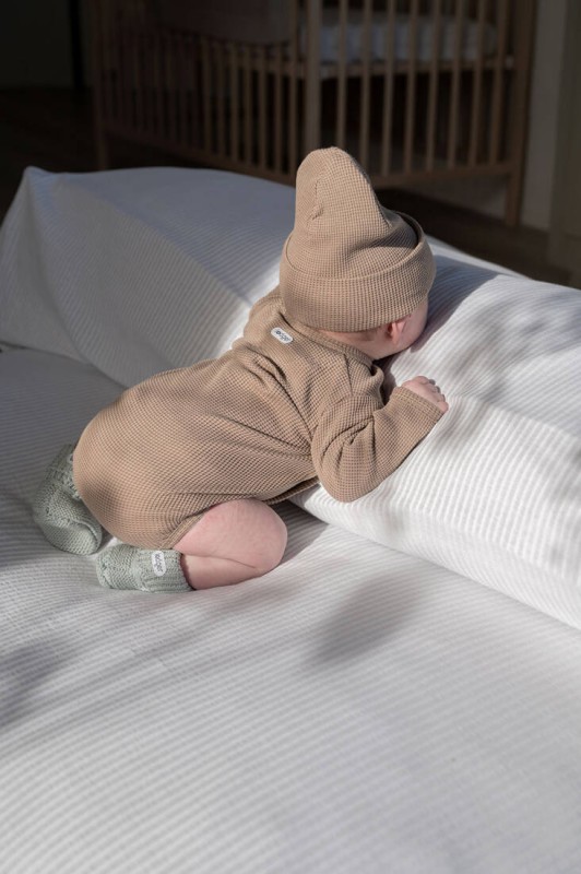 Lodger-Czapeczka-bawelniana-brazowa-Ciumbelle-Beige-polkabubu-5.jpg