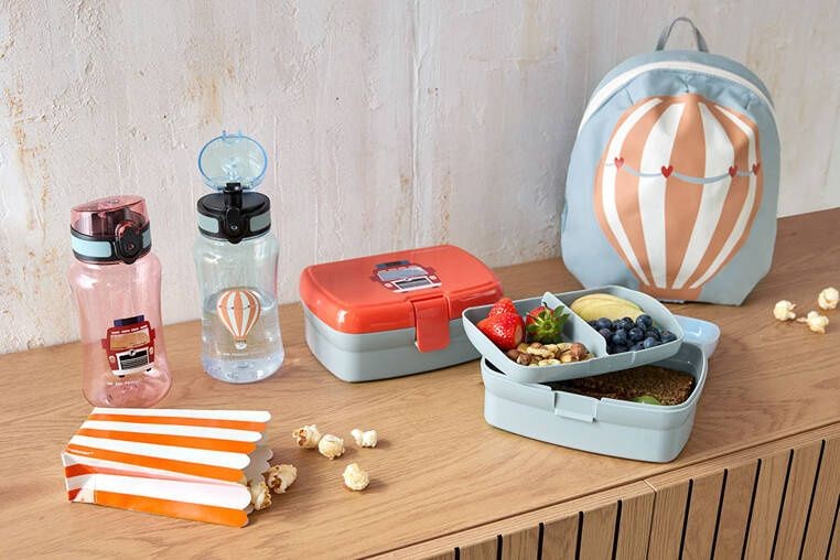 Lassig-Zestaw-na-lunch-Lunchbox-Tritanowa-butelka-bidon-460-ml-Tiny-Drivers-Woz-strazacki-polkabubu-5.jpg