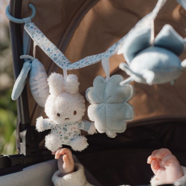 Little-Dutch-Miffy-Zawieszka-interaktywna-do-wozka-fotelika-Lucky-Leaves-polkabubu-4.jpg