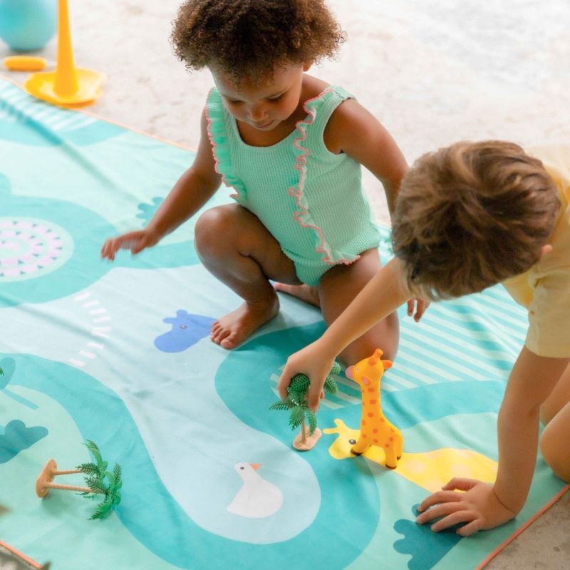 quut-174943-5425031174943-QUUT-Dwustronny-ręcznik-plażowy-PlayTowels-XL-180-180-cm-Safari-polkabubu.jpg