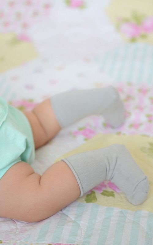 lamama-skarpetki-newborn-organiczne-popiel-polkabubu-1.jpg