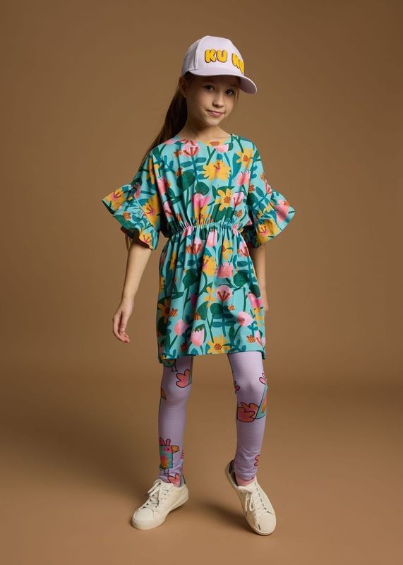 Dziewczynka w sukience GREEN FLOWERS – stylizacja na co dzień