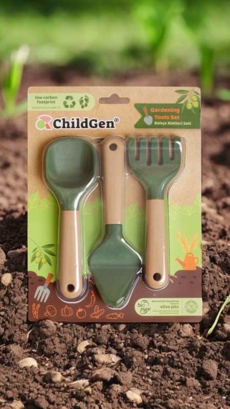 ChildGen-Zestaw-zabawkowych-narzedzi-ogrodowych-do-cwiczenia-motoryki-malej-grabki-szpadel-lopatka-bio-plastik-polkabubu-5.jpg