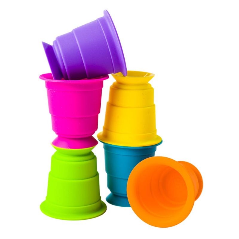 Zestaw silikonowych kubeczków Przyssawki Suction Kupz – kolorowe kubki dla dzieci