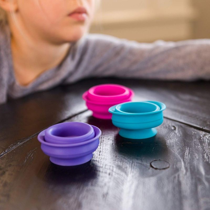 fat-brain-toys-kubeczki-przysawki-polkabubu-5.jpg