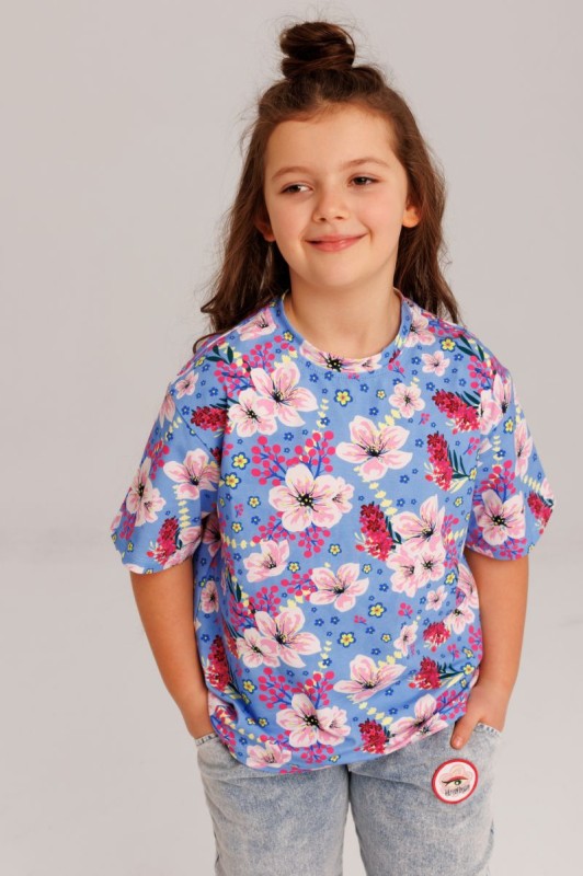Letni T-shirt z autorskim wzorem – Hey Popinjay