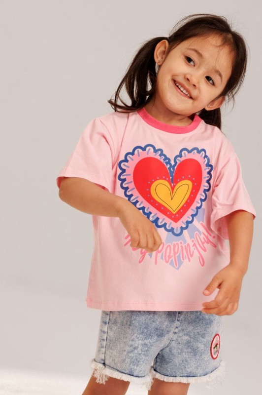 Elastyczne szorty Malisa Shorts SOFT DENIM z naszywką na pasie