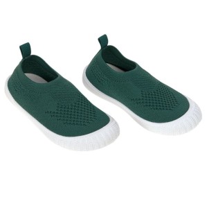 Ultrawygodne elastyczne trampki dziecięce z antypoślizgową podeszwą Splash & Fun green Lassig