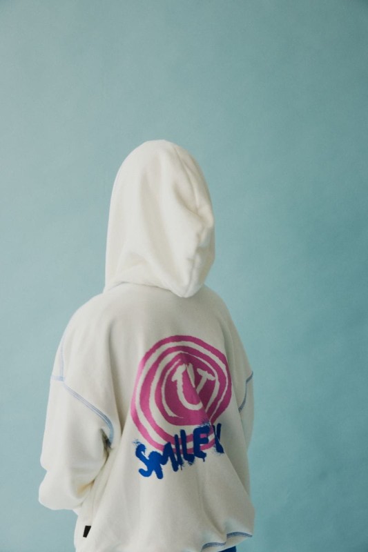Bluza dziecięca Minikid SMILE ON HOODIE – widok z przodu