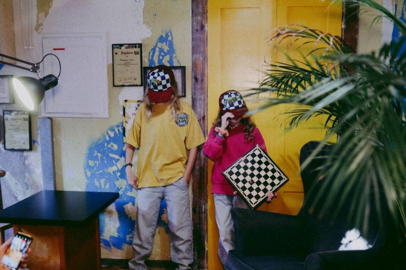 chessboard_small_kids_cap_6.jpg
