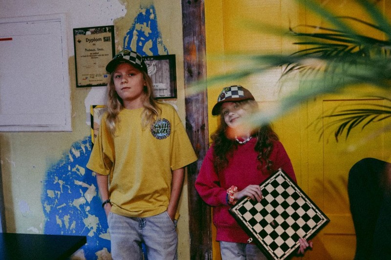 chessboard_small_kids_cap_17.jpg