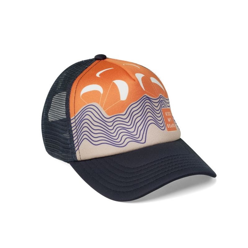 Autorski nadruk 'Kiss My Board' na czapce dziecięcej Kiss My Board Small Kids Cap DASHKI – design stworzony przez polskich ilustratorów