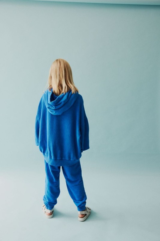 Miękkie i wygodne spodnie dziecięce Minikid indygo