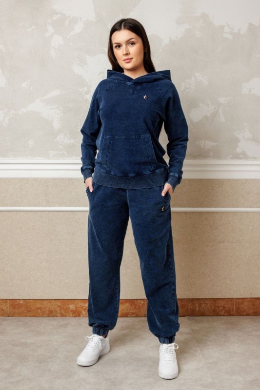 Bluza TUSS indygo – stylizacja casual z jeansami