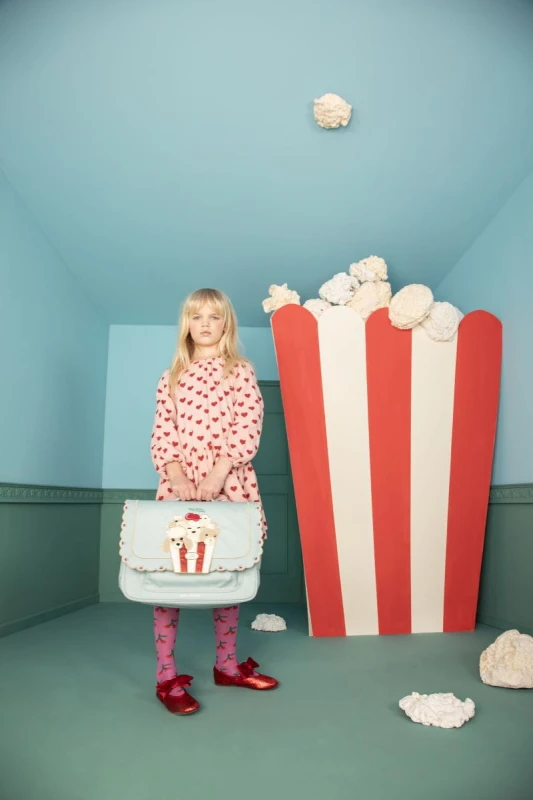 Modny tornister midi Popcorn dla dzieci