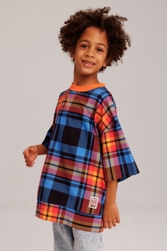 Stylizacja z T-shirtem City CHECKERBOARD