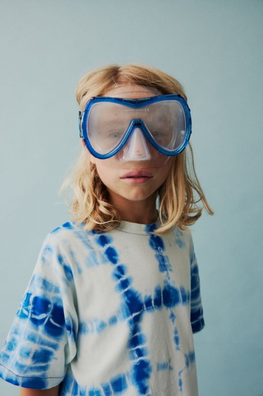 Dziecięca koszulka w stylu tie-dye – polska marka MINIKID