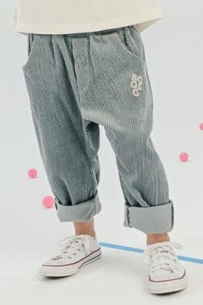 Spodnie 221 OCEAN CORDUROY PANTS beige BOOSO