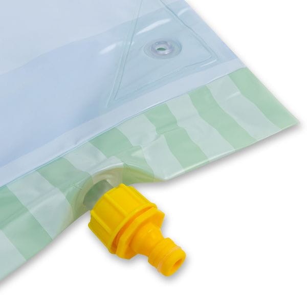 Dzieci bawiące się na ślizgaczu Swim Essentials