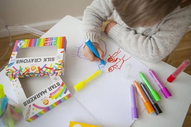 Kolorowe kredki do malowania na papierze i szkle – Tiger Tribe