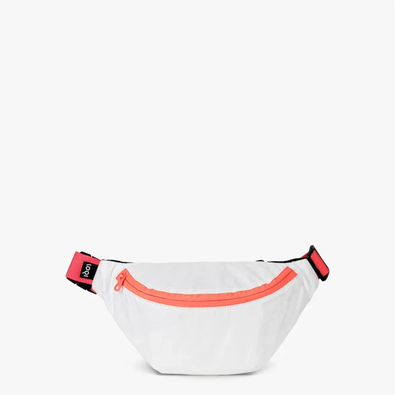 Nerka LOQI TYVEK Neon Dark Orange – widok z przodu