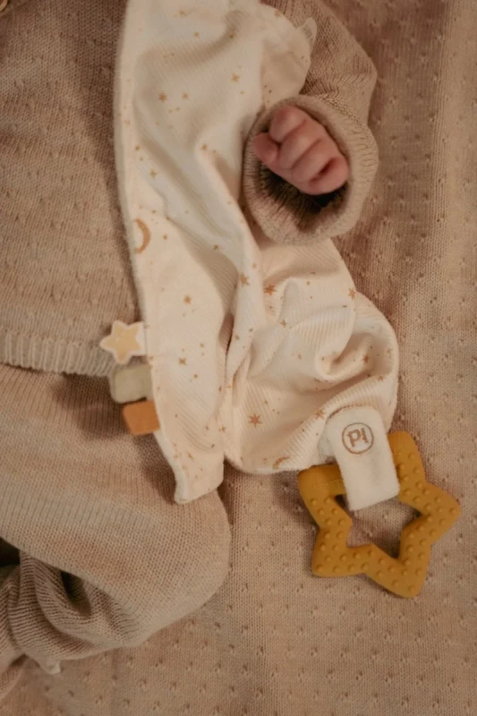 cuddle-cloth-with-teething-ring-newborn-naturals-ld8428-7 - Medium.webp