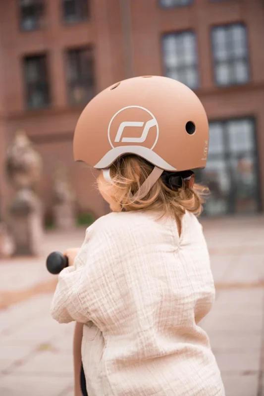 pol_pl_SCOOTANDRIDE-Kask-XXS-S-dla-dzieci-1-5-lat-Mocha-13658_18.webp