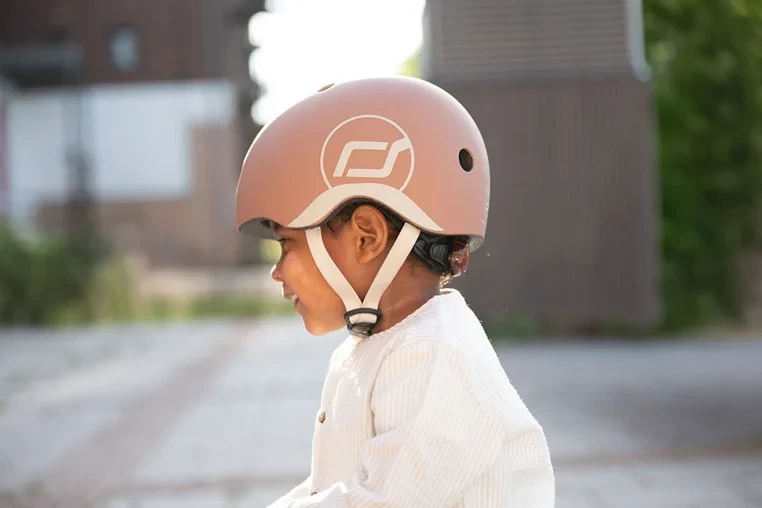 pol_pl_SCOOTANDRIDE-Kask-XXS-S-dla-dzieci-1-5-lat-Mocha-13658_19.webp