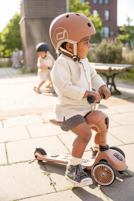pol_pl_SCOOTANDRIDE-Kask-XXS-S-dla-dzieci-1-5-lat-Mocha-13658_21.webp