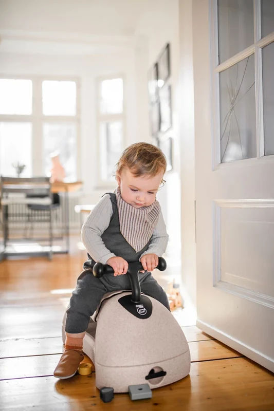 4897033965972-96597-SCOOTANDRIDE-My-First-Ewolucyjny-jezdzik-pchacz-3w1-6-m+Sand (14).webp