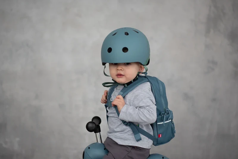 96322-4897033963220-SCOOTANDRIDE-Kask-XXS-S-dla-dzieci-1-5-lat-Steel-lifestyle-(1).webp