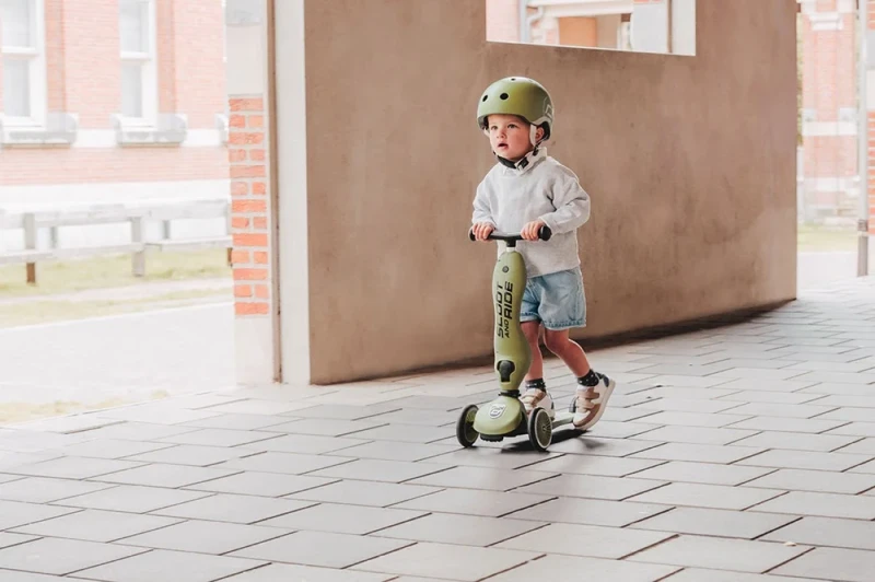 S00001-9120133000010-SCOOTANDRIDE-Highwaykick-1-2-w-1-Jeździk-i-hulajnoga-1-5-lat-Olive-(7).webp