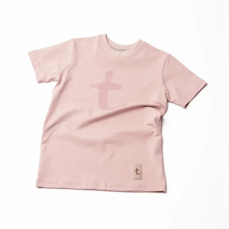 różowy T-shirt TUSS PINK z literą t