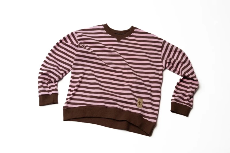 Bluza OVER Choco-Pink TUSS – przód, brązowo-różowa bluza dziecięca w pask
