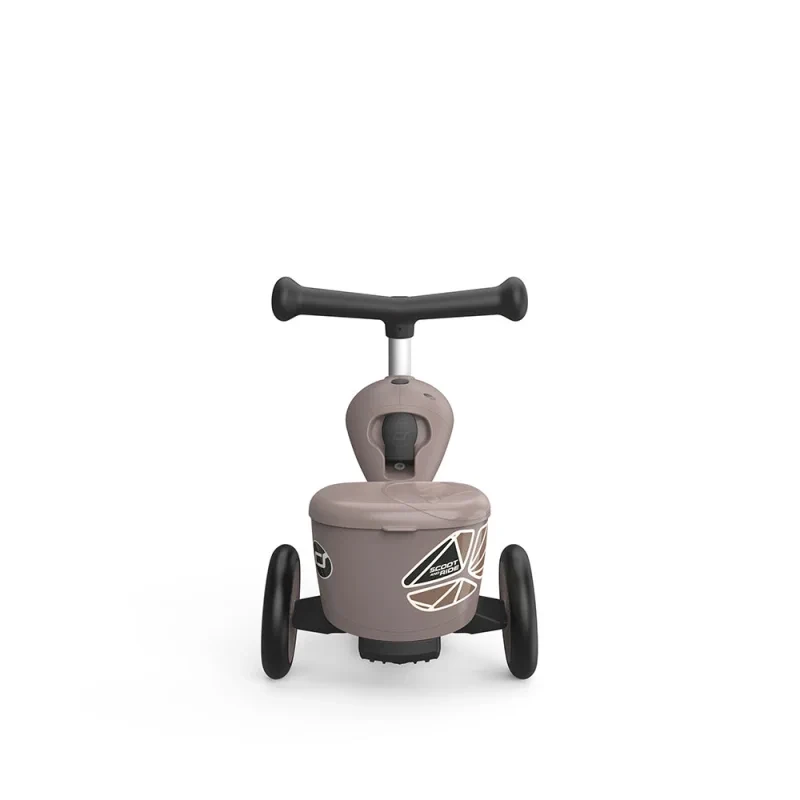 4897033966054-96605-SCOOTANDRIDE-Highwaykick-1-Lifestyle-2w1-Jezdzik-i-hulajnoga-z-zamykanym-schowkiem-1-5-lat-Brown-Lines-(9).webp