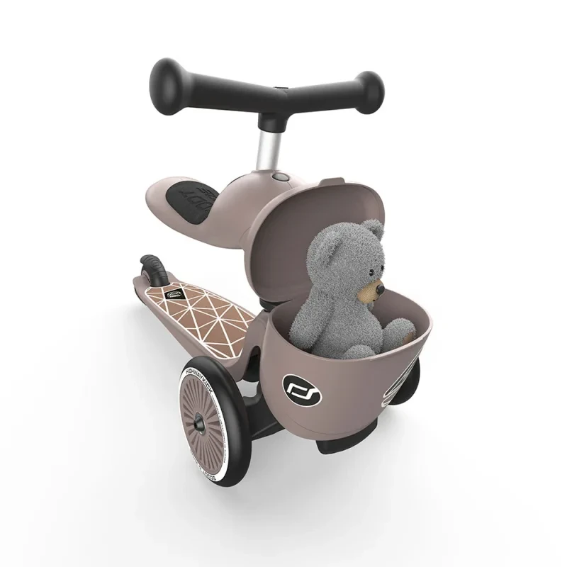 4897033966054-96605-SCOOTANDRIDE-Highwaykick-1-Lifestyle-2w1-Jezdzik-i-hulajnoga-z-zamykanym-schowkiem-1-5-lat-Brown-Lines-(11).webp