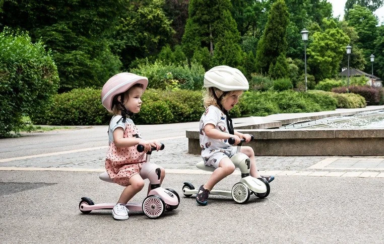 pol_pl_-SCOOTANDRIDE-Highwaykick-1-2w1-Jezdzik-i-hulajnoga-1-5-lat-Rose-4339_8.webp