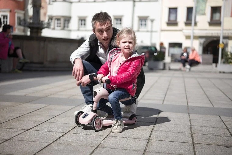 pol_pl_-SCOOTANDRIDE-Highwaykick-1-2w1-Jezdzik-i-hulajnoga-1-5-lat-Rose-4339_14.webp