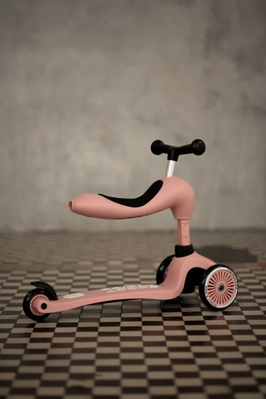 pol_pl_-SCOOTANDRIDE-Highwaykick-1-2w1-Jezdzik-i-hulajnoga-1-5-lat-Rose-4339_30.webp