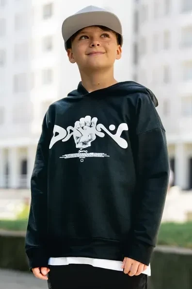 Czarna bluza dziecięca z kapturem i grafiką All For Kids
