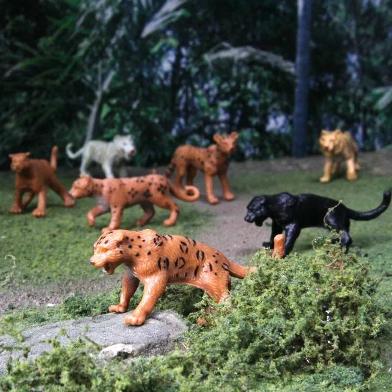 Figurki lwa i tygrysa – Safari Ltd. TOOB