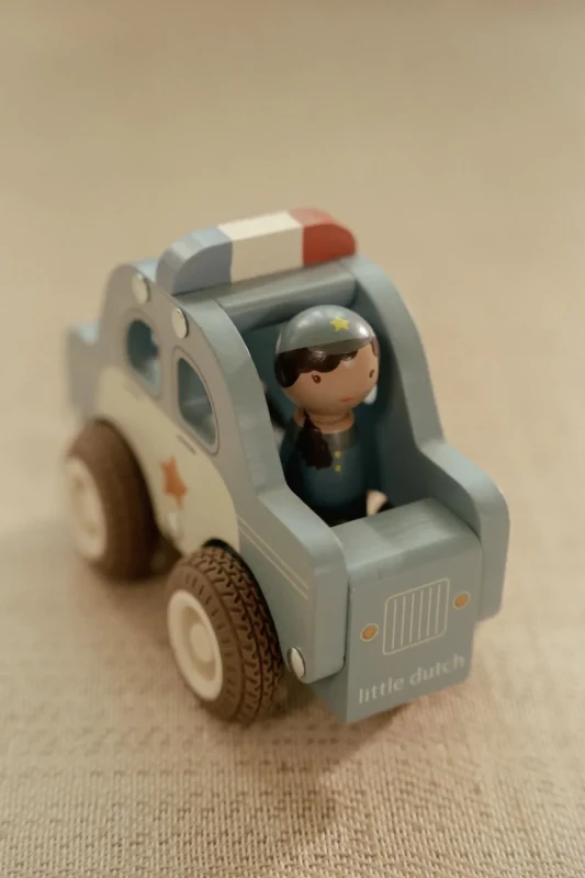 police-car-ld2531-6 - Large.webp