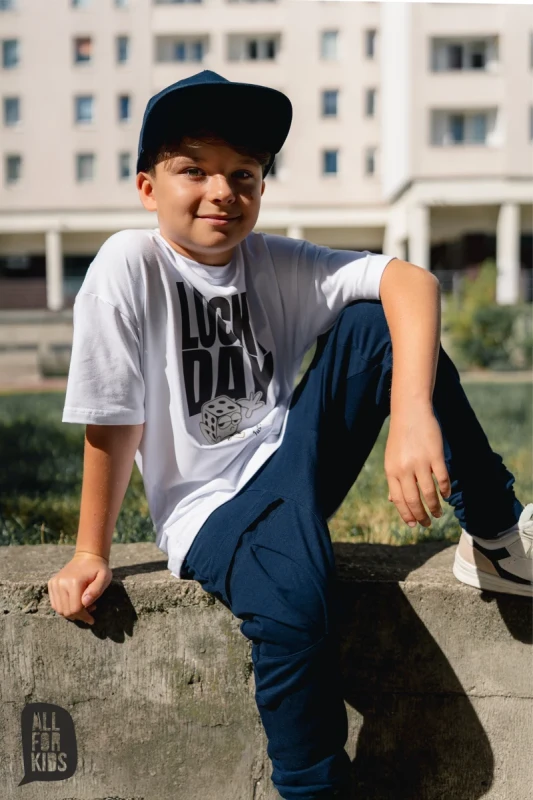 Wygodny T-shirt dziecięcy – All For Kids